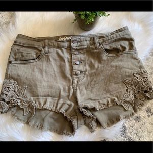 Mossimo olive green lace high waist shorts sz 12